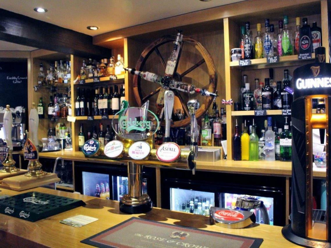 Hotel The Rose And Crown Thorpe-le-Soken Zewnętrze zdjęcie